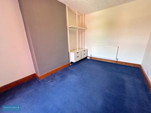 Bedroom- click for photo gallery